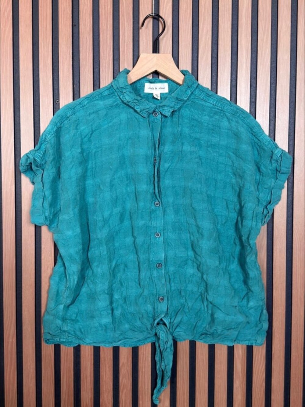 Cloth & Stone Top Medium Womens Turquoise Chambray Cap Sleeve Button Up